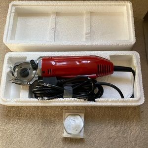 Round knife cutting machine